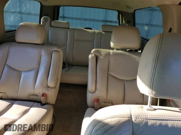 2003 Chevrolet Suburban LT с VIN 3GNEC16Z03G329040, выставлен на аукционе Copart как лот 71365665 с пробегом 223 222 миль миль и Чистый • Clean title. История ставок и продаж доступна на DreamBid. Изображение 10.
