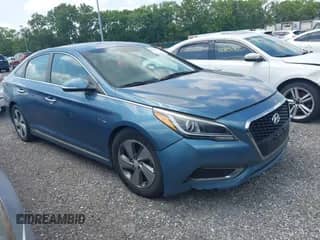 2016 Hyundai Sonata Limited with VIN KMHE34L13GA025774, listed as a IAAI auction lot 42815070 with 162,766 mi miles and . Bid and sale history available at DreamBid. Image 1.