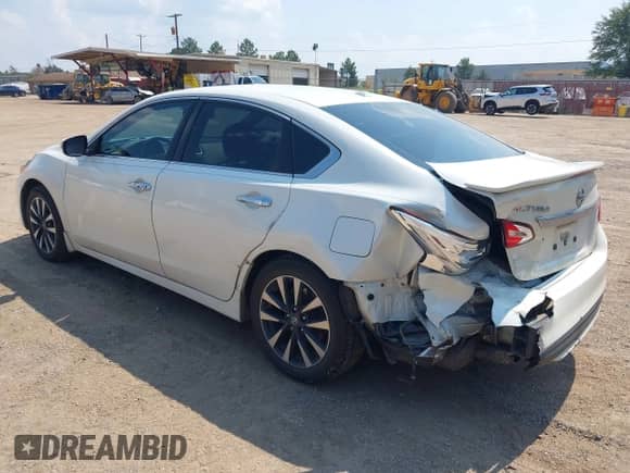 2016 Nissan Altima S with VIN 1N4AL3AP8GC134116, listed as a IAAI auction lot 43257674 with 140,803 mi miles and . Bid and sale history available at DreamBid. Image 3.
