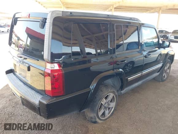 2006 Jeep Commander with VIN 1J8HH48K86C357144, listed as a IAAI auction lot 42534257 with 218,953 mi miles and . Bid and sale history available at DreamBid. Image 4.