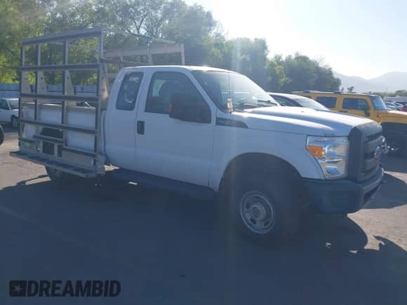 2015 Ford F-250 XLT with VIN 1FT7X2B69FEC17212, listed as a IAAI auction lot 43248640 with 228,971 mi miles and . Bid and sale history available at DreamBid. Image 1.