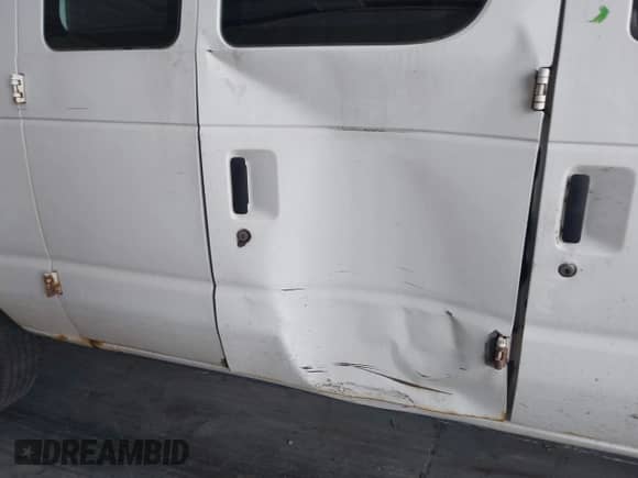 2012 Ford Econoline Cargo Commercial with VIN 1FTNS2EW6CDB17829, listed as a IAAI auction lot 42624926 with 196,273 mi miles and . Bid and sale history available at DreamBid. Image 6.