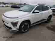 2025 Hyundai Kona SEL с VIN KM8HC3A61SU022501, выставлен на аукционе Copart как лот 55864225 с пробегом 13 047 миль миль и Списание • Salvage title. История ставок и продаж доступна на DreamBid. Изображение 1.