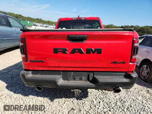 2021 Ram 1500 Rebel z VIN 1C6SRFET5MN627264, wystawiony jako Copart lot #86267315 z przebiegiem 56 225 mil mil oraz Szkoda całkowita • Salvage title. Historia ofert i sprzedaży dostępna na DreamBid. Obrazek 6.