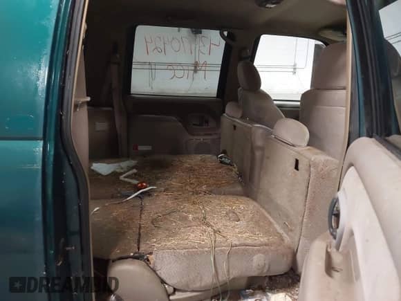 1997 Chevrolet Suburban с VIN 1GNFK16R5VJ439638, выставлен на аукционе IAAI как лот 43470424 с пробегом 145 866 миль миль и . История ставок и продаж доступна на DreamBid. Изображение 8.
