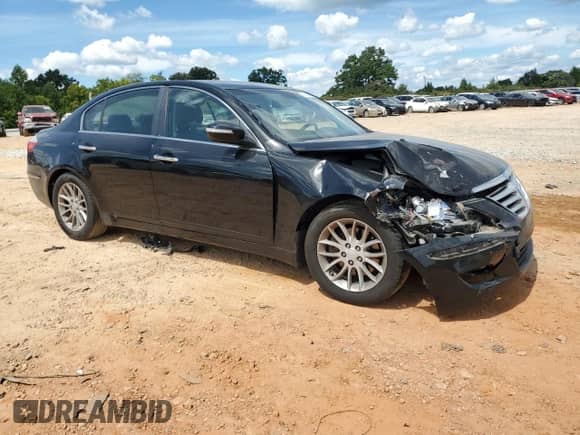 2011 Hyundai Genesis z VIN KMHGC4DE9BU112824, wystawiony jako Copart lot #71245765 z przebiegiem 163 034 mil mil oraz Szkoda całkowita • Salvage title. Historia ofert i sprzedaży dostępna na DreamBid. Obrazek 4.