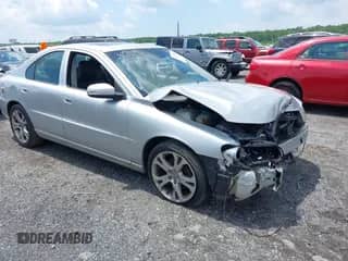 2009 Volvo S60 2.5T с VIN YV1RS592592731635, выставлен на аукционе IAAI как лот 42377779 с пробегом 146 432 миль миль и . История ставок и продаж доступна на DreamBid. Изображение 1.