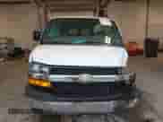 2018 Chevrolet Express Passenger LT с VIN 1GAZGPFG3J1267167, выставлен на аукционе IAAI как лот 42320536 с пробегом 81 068 миль миль и . История ставок и продаж доступна на DreamBid. Изображение 12.