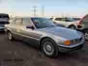 1998 BMW 7 Series 740i z VIN WBAGF8322WDL54061, wystawiony jako Copart lot #44201255 z przebiegiem 213 297 mil mil oraz Czysty tytuł • Clean title. Historia ofert i sprzedaży dostępna na DreamBid. Obrazek 4.