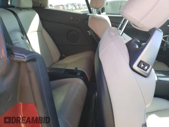 2015 Lexus IS 250 C с VIN JTHFF2C2XF2532286, выставлен на аукционе Copart как лот 46257695 с пробегом 52 728 миль миль и Списание • Salvage title. История ставок и продаж доступна на DreamBid. Изображение 10.