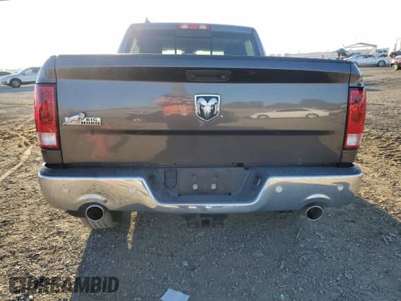 2016 Ram 1500 Big Horn z VIN 1C6RR6LM1GS333294, wystawiony jako Copart lot #81847794 z przebiegiem 43 891 mil mil oraz Szkoda całkowita • Salvage title. Historia ofert i sprzedaży dostępna na DreamBid. Obrazek 6.