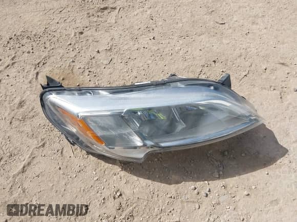 2023 Ram ProMaster Cargo z VIN 3C6LRVVG1PE606308, wystawiony jako IAAI lot #42824322 z przebiegiem 60 497 mil mil oraz . Historia ofert i sprzedaży dostępna na DreamBid. Obrazek 12.