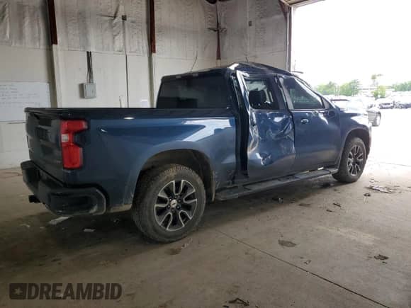 2021 Chevrolet Silverado 1500 RST z VIN 3GCUYEET9MG286233, wystawiony jako Copart lot #58770085 z przebiegiem 88 090 mil mil oraz Szkoda całkowita • Salvage title. Historia ofert i sprzedaży dostępna na DreamBid. Obrazek 3.