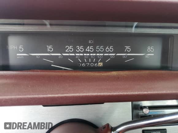 1984 Chevrolet Celebrity с VIN 1G1AW19X2E6954870, выставлен на аукционе Copart как лот 69671635 с пробегом 6 706 миль миль и Чистый • Clean title. История ставок и продаж доступна на DreamBid. Изображение 9.