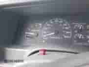 1995 GMC Sierra 1500 z VIN 2GTEC19K7S1593550, wystawiony jako IAAI lot #41929126 z przebiegiem 255 453 mil mil oraz . Historia ofert i sprzedaży dostępna na DreamBid. Obrazek 7.