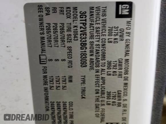 2011 GMC Sierra 1500 SLE with VIN 3GTP2VE33BG183093, listed as a Copart auction lot 84920335 with 333,811 mi miles and Clean title. Bid and sale history available at DreamBid. Image 12.