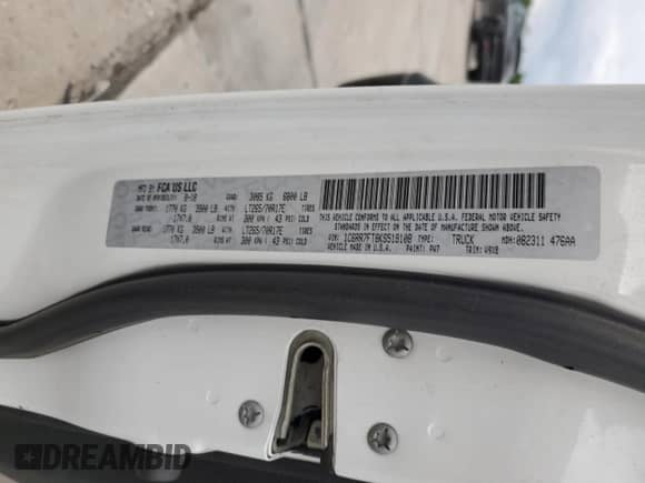 2019 Ram 1500 Express z VIN 1C6RR7FT8KS519108, wystawiony jako Copart lot #59404635 z przebiegiem 98 928 mil mil oraz Czysty tytuł • Clean title. Historia ofert i sprzedaży dostępna na DreamBid. Obrazek 12.