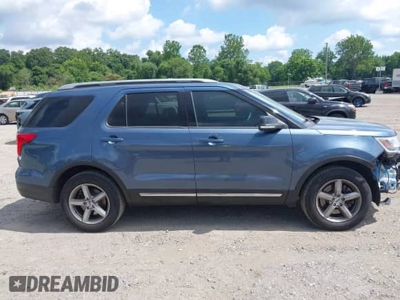 2018 Ford Explorer XLT с VIN 1FM5K7DH8JGB64349, выставлен на аукционе IAAI как лот 42722121 с пробегом 55 253 миль миль и . История ставок и продаж доступна на DreamBid. Изображение 14.