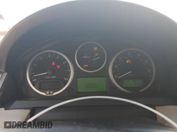 2009 Land Rover Range Rover Sport HSE with VIN SALSF25419A196318, listed as a Copart auction lot 81601735 with 170,041 mi miles and Salvage title. Bid and sale history available at DreamBid. Image 9.