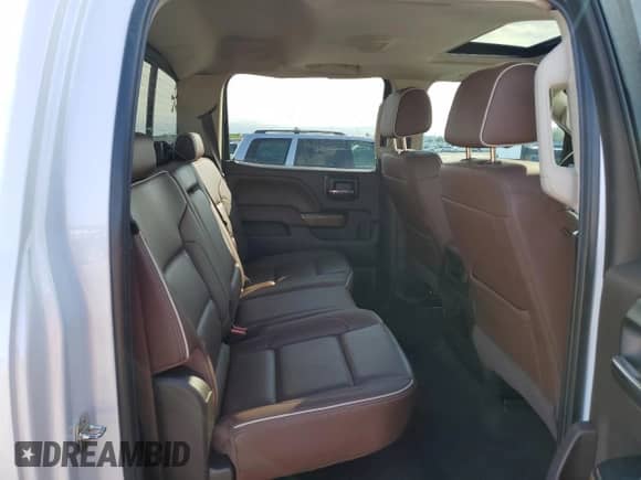 2019 Chevrolet Silverado 3500HD High Country с VIN 1GC4KYEY9KF269400, выставлен на аукционе Copart как лот 79686494 с пробегом 147 597 миль миль и Списание • Salvage title. История ставок и продаж доступна на DreamBid. Изображение 10.