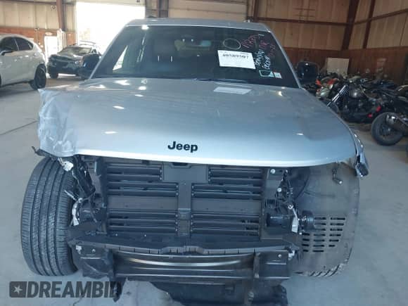 2023 Jeep Grand Cherokee Altitude with VIN 1C4RJKAG1P8899412, listed as a IAAI auction lot 40589507 with 8,956 mi miles and . Bid and sale history available at DreamBid. Image 12.