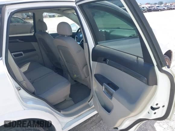 2010 Saturn VUE XR 1SB z VIN 3GSFLEE79AS591738, wystawiony jako IAAI lot #42954840 z przebiegiem 129 232 mil mil oraz . Historia ofert i sprzedaży dostępna na DreamBid. Obrazek 8.