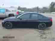 2016 BMW 3 Series 320i xDrive с VIN WBA8A3C54GK690632, выставлен на аукционе IAAI как лот 41637167 с пробегом 89 374 миль миль и . История ставок и продаж доступна на DreamBid. Изображение 15.