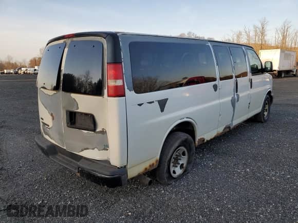 2010 Chevrolet Express Passenger LS с VIN 1GA2GZDG0A1168161, выставлен на аукционе Copart как лот 52833765 с пробегом 231 646 миль миль и Чистый • Clean title. История ставок и продаж доступна на DreamBid. Изображение 4.