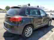 2017 Volkswagen Tiguan Wolfsburg Edition с VIN WVGRV7AX2HK011414, выставлен на аукционе Copart как лот 69653015 с пробегом 97 194 миль миль и Списание • Salvage title. История ставок и продаж доступна на DreamBid. Изображение 3.