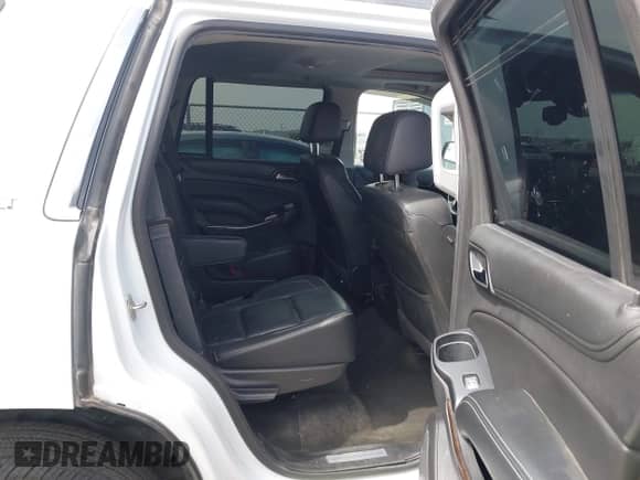 2018 Chevrolet Tahoe LT z VIN 1GNSKBKC6JR110772, wystawiony jako IAAI lot #42342467 z przebiegiem 110 517 mil mil oraz . Historia ofert i sprzedaży dostępna na DreamBid. Obrazek 8.