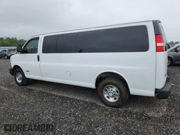 2006 Chevrolet Express Passenger с VIN 1GAHG39U461242646, выставлен на аукционе Copart как лот 63247735 с пробегом 135 481 миль миль и Чистый • Clean title. История ставок и продаж доступна на DreamBid. Изображение 2.