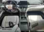 2025 Honda Odyssey EX-L с VIN 5FNRL6H64SB037647, выставлен на аукционе Copart как лот 81836075 с пробегом 10 429 миль миль и Списание • Salvage title. История ставок и продаж доступна на DreamBid. Изображение 8.