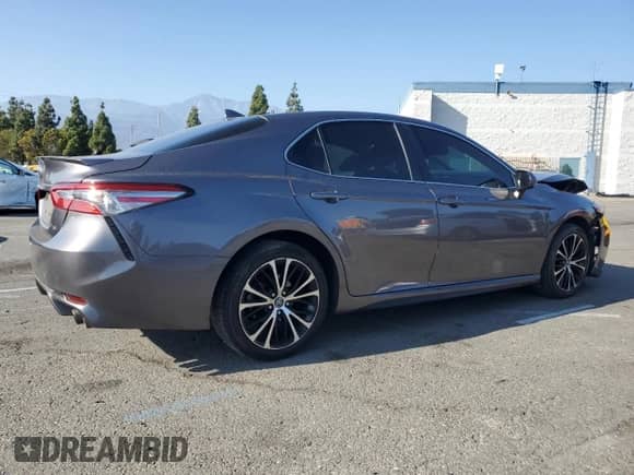 2019 Toyota Camry SE z VIN 4T1B11HK6KU183297, wystawiony jako Copart lot #84475515 z przebiegiem 85 315 mil mil oraz Szkoda całkowita • Salvage title. Historia ofert i sprzedaży dostępna na DreamBid. Obrazek 3.