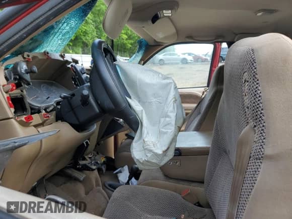 1998 Dodge 1500 с VIN 1B7HF13Y2WJ201894, выставлен на аукционе Copart как лот 54551575 с пробегом Не указан миль и Списание • Salvage title. История ставок и продаж доступна на DreamBid. Изображение 7.