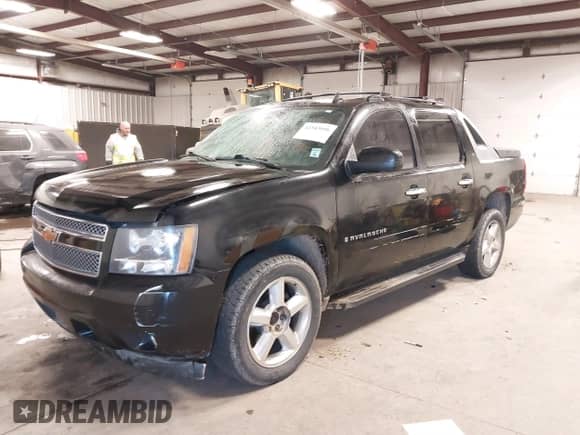 2009 Chevrolet Avalanche LS with VIN 3GNFK12079G169469, listed as a IAAI auction lot 41543096 with 179,881 mi miles and . Bid and sale history available at DreamBid. Image 17.