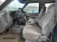 1993 Chevrolet Blazer с VIN 1GNEK18K5PJ329297, выставлен на аукционе Copart как лот 86625624 с пробегом 91 504 миль миль и Списание • Salvage title. История ставок и продаж доступна на DreamBid. Изображение 7.