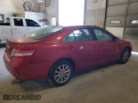 2010 Toyota Camry LE with VIN JTNBK3EK7A3048105, listed as a Copart auction lot 86216185 with 422,393 mi miles and Salvage title. Bid and sale history available at DreamBid. Image 3.