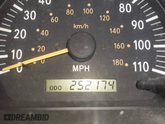 2000 Toyota Tundra SR5 с VIN 5TBBT4415YS001401, выставлен на аукционе IAAI как лот 43387080 с пробегом 252 174 миль миль и . История ставок и продаж доступна на DreamBid. Изображение 16.