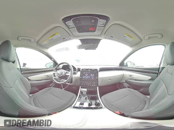 2024 Hyundai Tucson SEL z VIN 5NMJBCDE0RH399639, wystawiony jako Copart lot #68722375 z przebiegiem 56 774 mil mil oraz Szkoda całkowita • Salvage title. Historia ofert i sprzedaży dostępna na DreamBid. Obrazek 16.