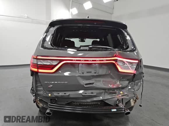 2025 Dodge Durango GT with VIN 1C4RDJDG1SC547532, listed as a Copart auction lot 71173615 with 4,760 mi miles and Clean title. Bid and sale history available at DreamBid. Image 6.