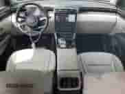 2024 Hyundai Tucson Limited z VIN KM8JECD16RU211988, wystawiony jako Copart lot #53976345 z przebiegiem 7 972 mil mil oraz Szkoda całkowita • Salvage title. Historia ofert i sprzedaży dostępna na DreamBid. Obrazek 8.