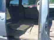 2004 Toyota Sienna XLE z VIN 5TDBA22C04S010538, wystawiony jako IAAI lot #42665547 z przebiegiem 271 364 mil mil oraz . Historia ofert i sprzedaży dostępna na DreamBid. Obrazek 8.