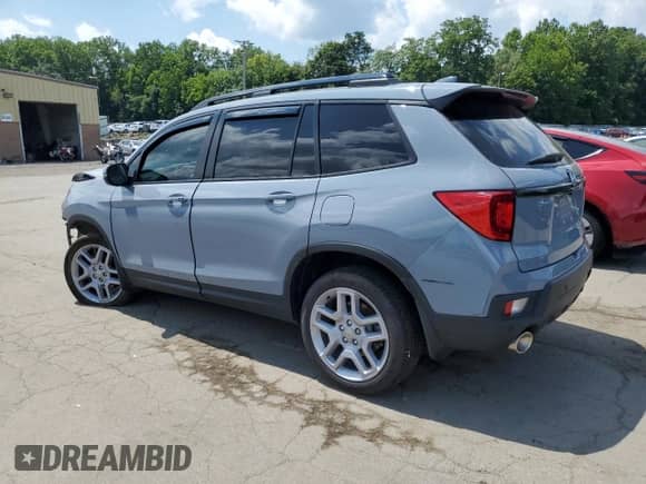 2024 Honda Passport EX-L with VIN 5FNYF8H54RB007175, listed as a Copart auction lot 66188065 with 20,119 mi miles and Salvage title. Bid and sale history available at DreamBid. Image 2.