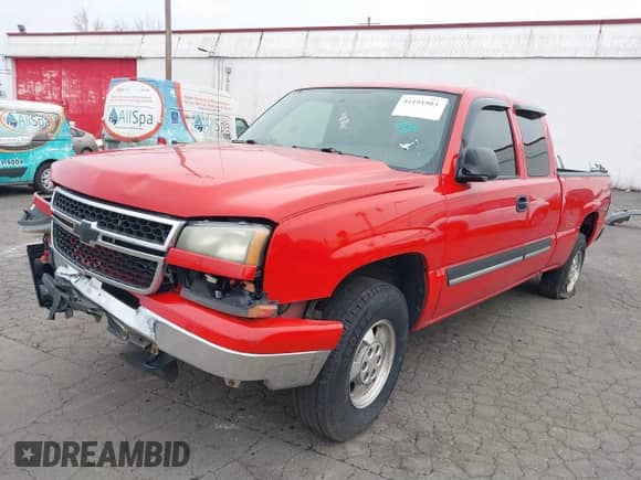 2006 Chevrolet Silverado 1500 Work Truck with VIN 1GCEK19V96E178439, listed as a IAAI auction lot 41191903 with 117,202 mi miles and . Bid and sale history available at DreamBid. Image 2.