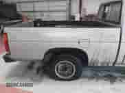 1993 Nissan Frontier z VIN 1N6SD11S7PC323101, wystawiony jako IAAI lot #41515027 z przebiegiem 178 818 mil mil oraz . Historia ofert i sprzedaży dostępna na DreamBid. Obrazek 6.