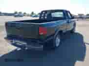 2002 Chevrolet S-10 LS с VIN 1GCCS19W028148335, выставлен на аукционе IAAI как лот 43421189 с пробегом 183 023 миль миль и . История ставок и продаж доступна на DreamBid. Изображение 4.