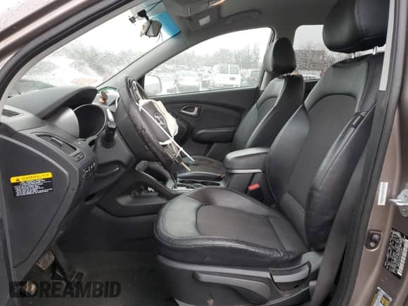 2012 Hyundai Tucson GLS с VIN KM8JUCAC0CU454387, выставлен на аукционе Copart как лот 47282675 с пробегом 69 158 миль миль и Списание • Salvage title. История ставок и продаж доступна на DreamBid. Изображение 7.