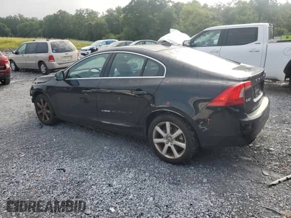 2016 Volvo S60 T5 Premier с VIN YV1612TK8G2398065, выставлен на аукционе Copart как лот 65416875 с пробегом 110 976 миль миль и Списание • Salvage title. История ставок и продаж доступна на DreamBid. Изображение 2.
