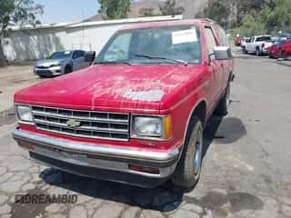 1989 Chevrolet Blazer с VIN 1GNCS18R9K8154721, выставлен на аукционе IAAI как лот 42462088 с пробегом 212 944 миль миль и . История ставок и продаж доступна на DreamBid. Изображение 6.