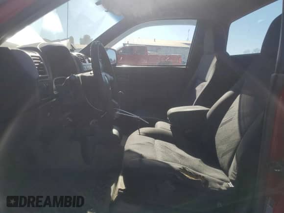 2005 Chevrolet Colorado с VIN 1GCDT148658220573, выставлен на аукционе Copart как лот 48464985 с пробегом 192 776 миль миль и Списание • Salvage title. История ставок и продаж доступна на DreamBid. Изображение 7.